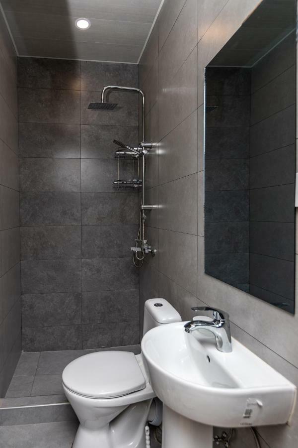 Grape House Hotel Tbilisi Luaran gambar