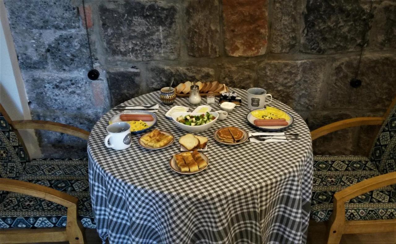 Grape House Hotel Tbilisi Luaran gambar